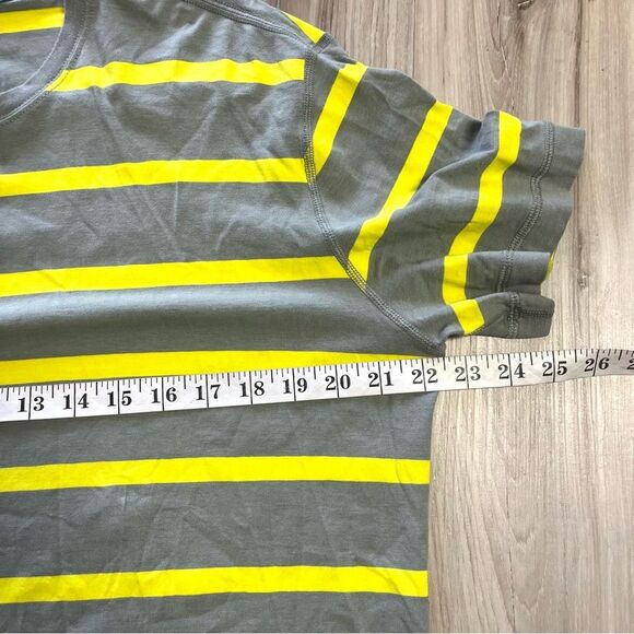 Lululemon Shirt Men’s Large 5 Year Yellow & Gray Striped Short Sleeve Basic Tee - Picture 6 of 6